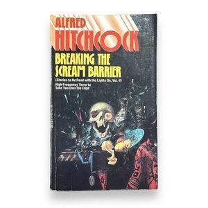 ❤️2/$20❤️ Breaking the Scream Barrier Alfred Hitchcock 1979 Dell Paperback Book